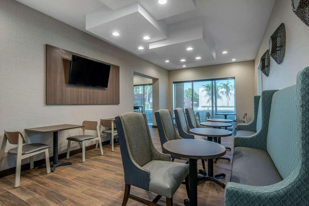 Comfort Suites Fort Lauderdale Airport & Cruise Port Dania Beach Restoran gambar