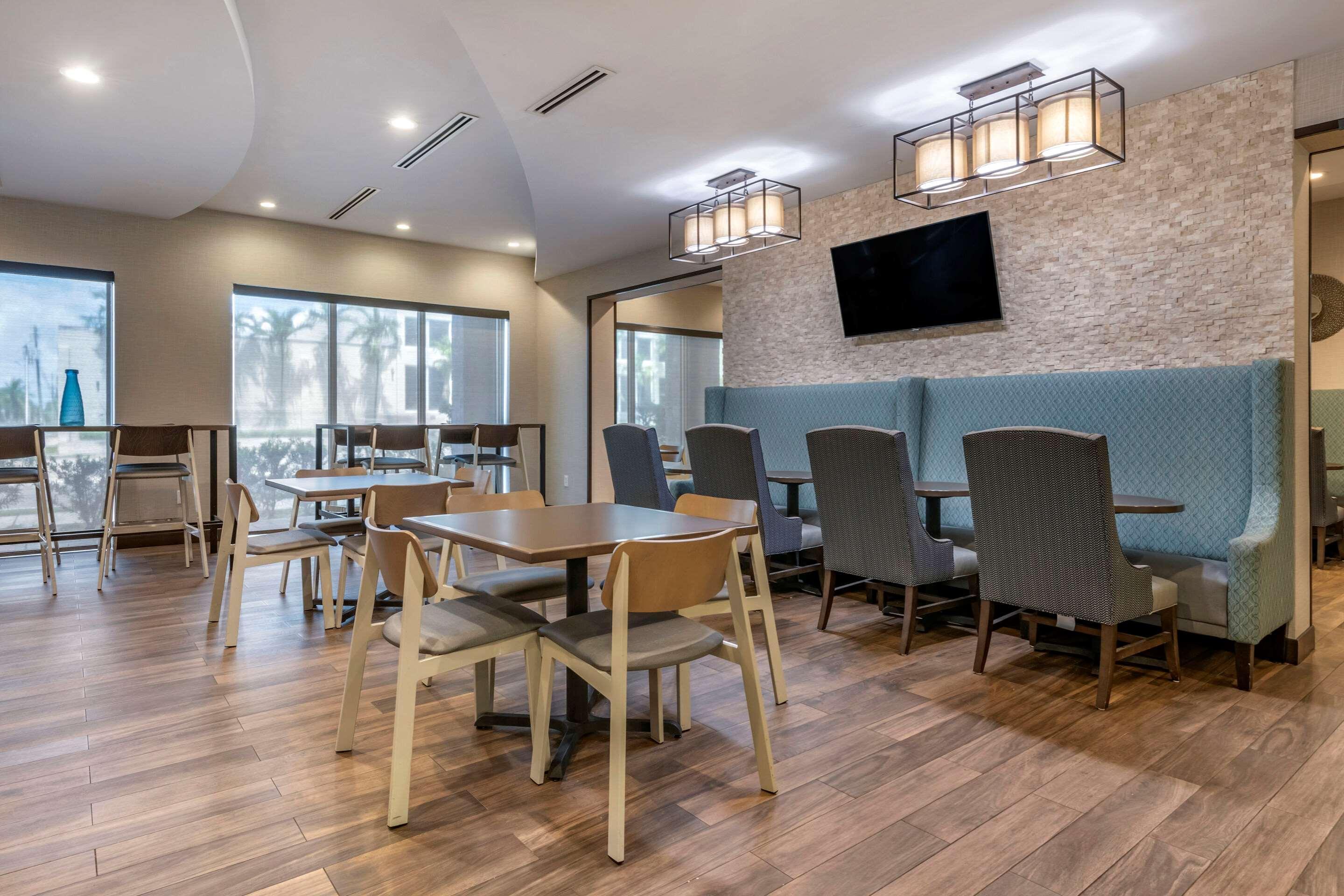 Comfort Suites Fort Lauderdale Airport & Cruise Port Dania Beach Luaran gambar